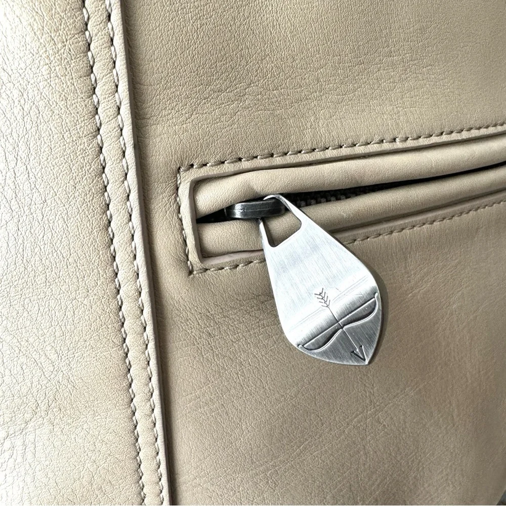 Pour La Victoire Large Bag